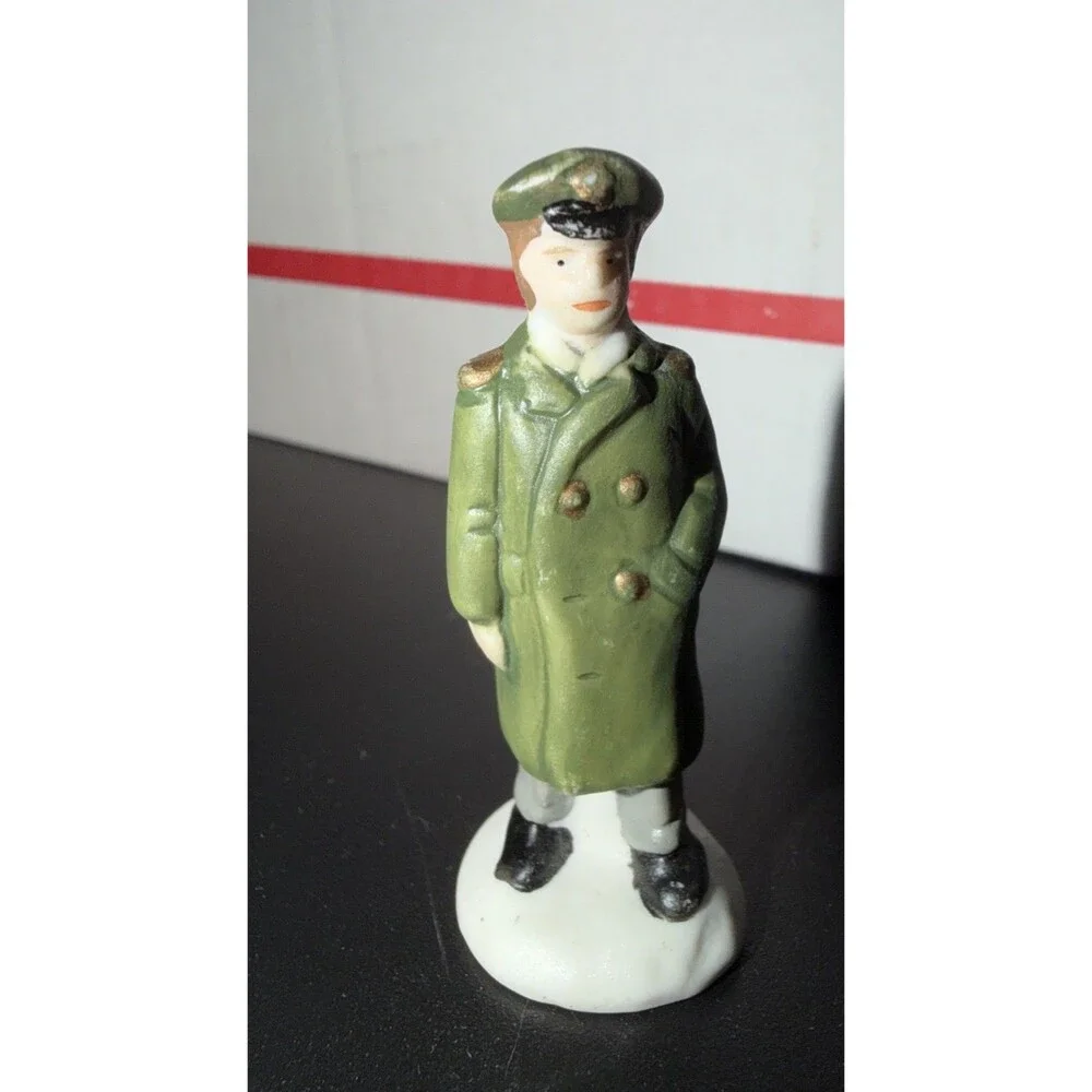 Its A Wonderful Life Holiday Harry Bailey Bedford Falls Village Vintage Figurine